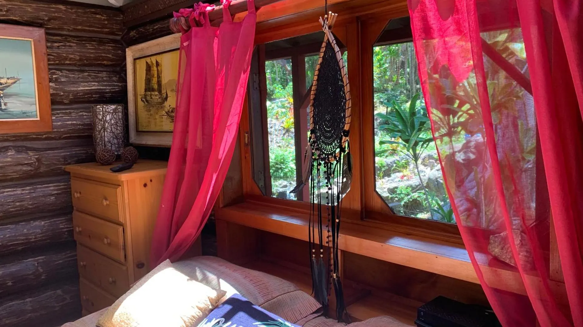 אכסניה Honokaa Romatic Waterfall Cabin In The Rainforest ארצות הברית